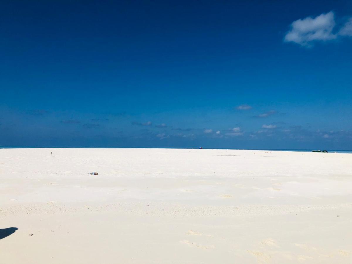 Malas Island View Fulidhoo Exterior photo